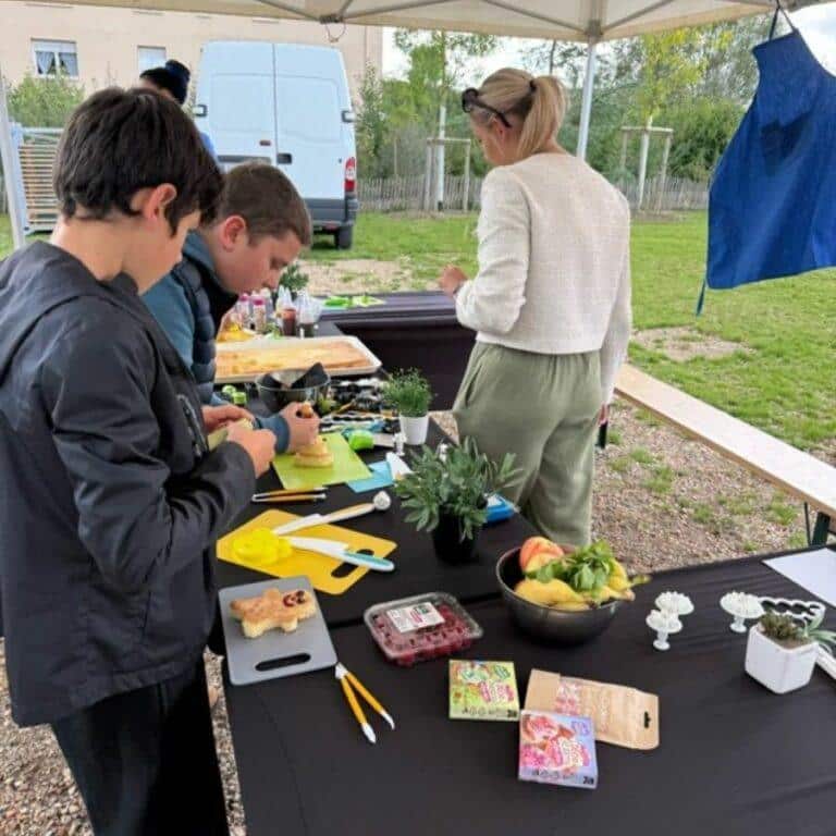 Atelier culinaire pour les familles organisé par La Fabrica Events à Neufchâteau